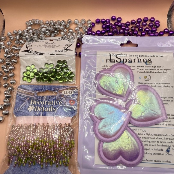 Hirschberg Embellishing Arts & Crafts Hearts & Petals 16mm w/ Beads lot of (5) - Picture 7 of 8